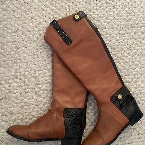 Sam Edelman Tan and Black boots with gold details